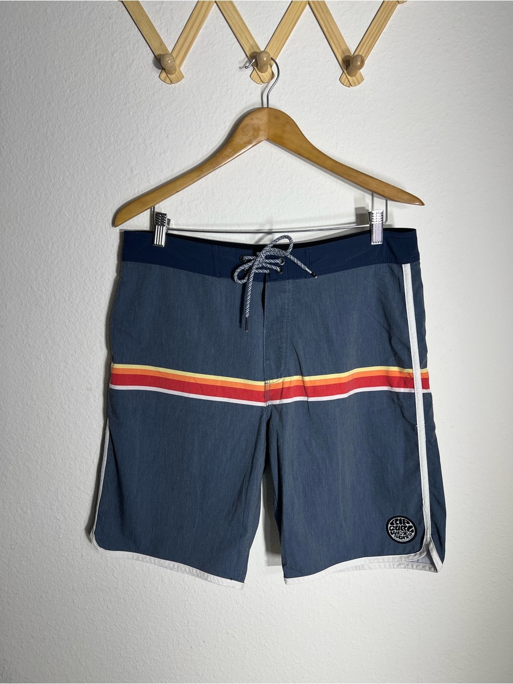 RIP CURL • board shorts